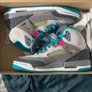 Jordan spizike (gs) 317321063 size 4